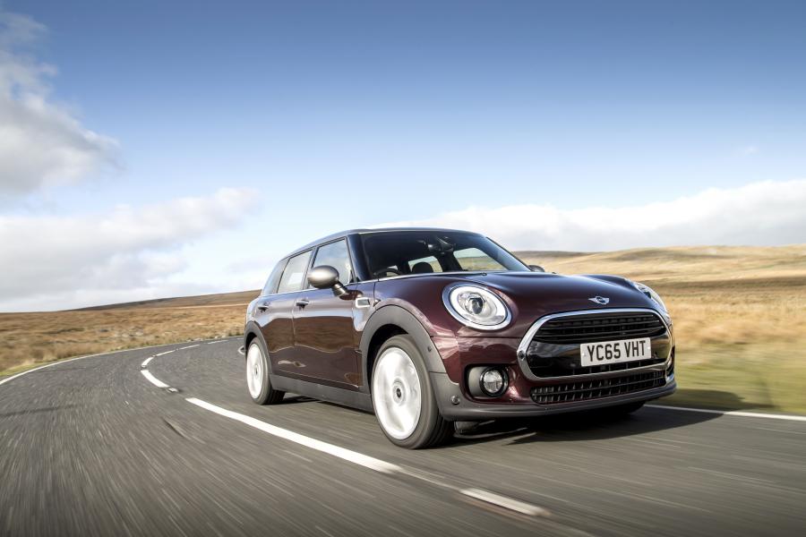  Mini Cooper D Clubman 2015 года  (UK) (фото 9 из 127)